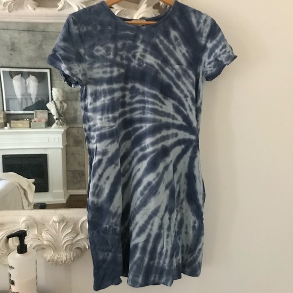 T-SHIRT DRESS WITH SIDE AND  FRONT POCKETS!!  NWT - Picture 6 of 6